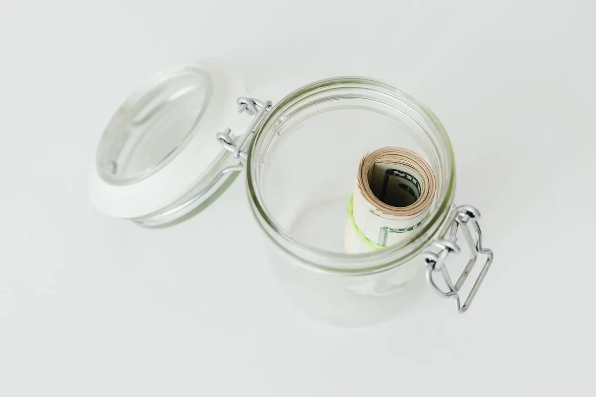 The UK Emergency Fund Checklist: How Much and Where to Keep It